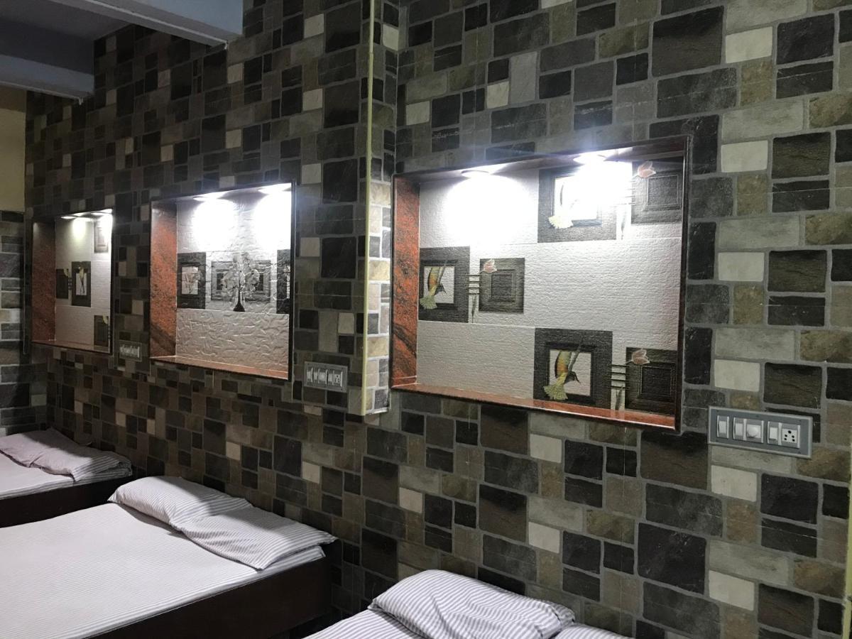 Hotel Rehoboth Канниякумари Экстерьер фото