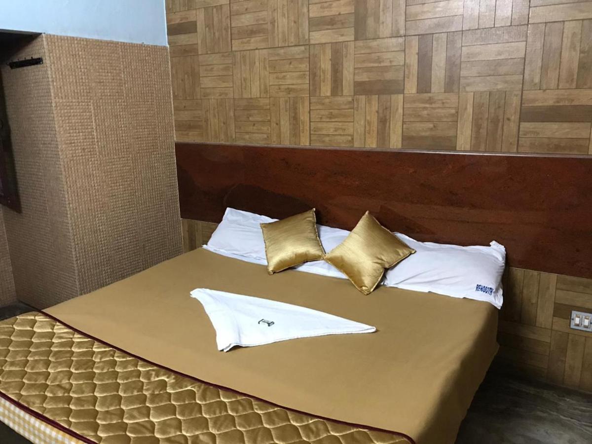 Hotel Rehoboth Канниякумари Экстерьер фото